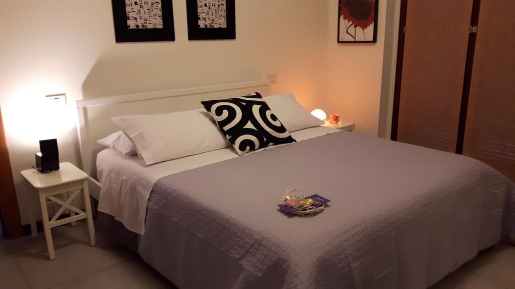B&B Douglas House Varèse Extérieur photo