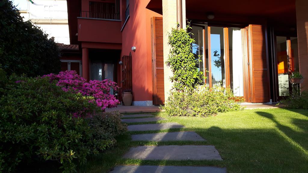 B&B Douglas House Varèse Extérieur photo